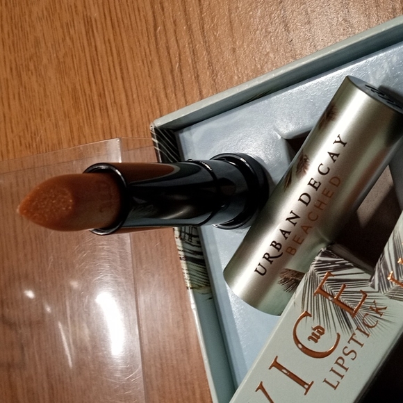 EXTREMELY RARE VINTAGE URBAN DECAY BEACHED MAKEUP VAULT - Picture 10 of 14